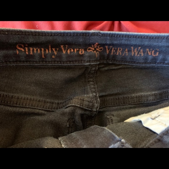 Vera Wang Denim Shorts - Picture 2 of 4